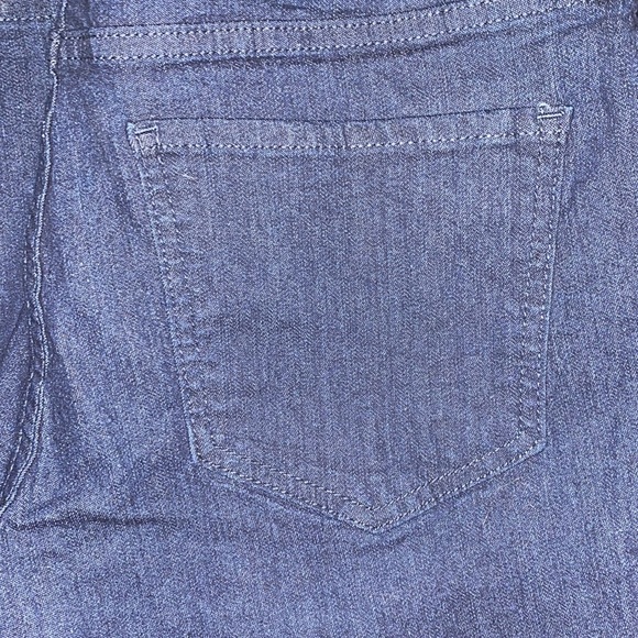 Old Navy Dark Wash Super Skinny Jeans - Picture 5 of 5